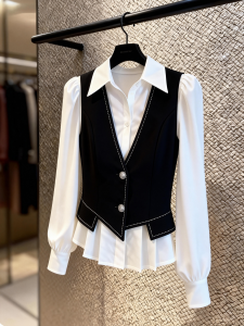 Elegant Commuter Style Loose Fitting Slimming Womens Shirt