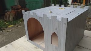 Rumah Kucing Ukuran Besar & Aksesoris Kayu Knockdown
