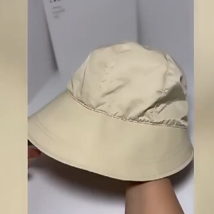 Topi Wanita Korean Style Terbaru - Topi Pantai Import Anti UV dengan Tali Adjustable Stylish untuk OOTD & Aktivitas Outdoor - HT077