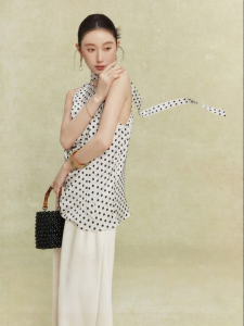 SUSHE | French Design Flutter Sleeve Collar Dots Chiffon Summer Blouse