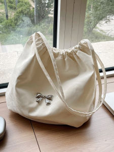 Trendy Large Capacity Drawstring Tote Bag Casual Commuter Bag Shoulder Bag Crossbody Bag for Autumn Winter New Arrival