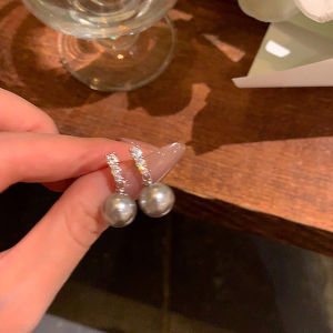 Pianist | Delicate Luxury New Pearl Stud Earrings S925 Silver