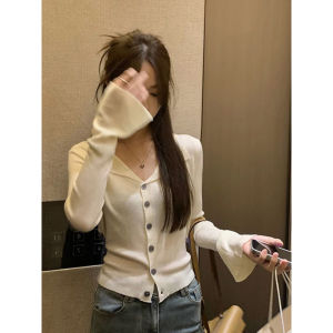 เสื้อชั้นในถักสุดเก๋ไก๋สำหรับผู้หญิง ฤดูใบไม้ผลิและฤดูใบไม้ร่วง เสื้อชั้นในถักแบบเข้ารูป เสื้อชั้นในถักแบบมีฮู้ด แขนยาว ปกเสื้อ