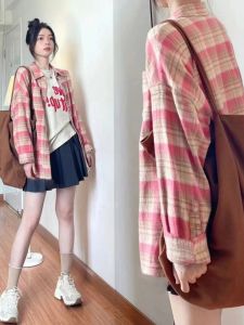 เสื้อเชิ้ตลายสก็อตคอโปโลผู้หญิงทรงหลวมสบายๆ ผ้าฝ้ายแท้ แขนยาว ปกติ ฤดูใบไม้ผลิ 2025 เสื้อเชิ้ตแขนยาวลายสก็อตสไตล์อเมริกัน