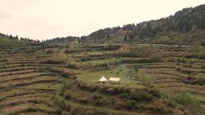 Naturehike เตาย่างบาร์บีคิวกลางแจ้ง แคมป์ปิ้ง ปิคนิคในครัวเรือนถ่าน 304 สแตนเลสพับได้ Grill