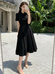 NIUVIES | Đầm Áo Polo Phong Cách Hepburn Đen Dáng Ôm