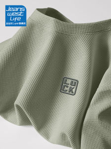 ยีนส์เวสต์ไลฟ์ มัทฉะ สีเขียว เสื้อยืดผู้ชายฤดูร้อนสบายๆ อินเทรนด์ แขนสั้น หลวม พอดีรอบคอ โพลีเอสเตอร์ เส้นใยตี๋