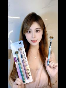 นักเรียนโตการติดตั้งด้านที่สามแปรงสีฟันขนอ่อนระดับไฮเอนด์สำหรับบ้าน360ครอบครัวเคลือบลิ้นด้วยที่ทำความสะอาดซอกฟัน