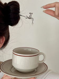 สร้อยผมแบบสร้างสรรค์สีเงินสำหรับผู้หญิง 2025 ใหม่ไม่ซ้ำใคร สร้อยผมแบบโมเดิร์นที่ไม่ซ้ำใครสำหรับผมหลังหัว ประดับผมแบบทันสมัย รูปตัวอักษร