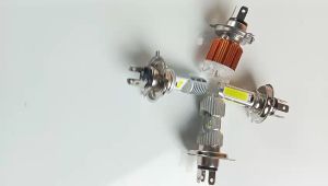 [ XẢ LỖ DƯỚI GIÁ GỐC ] Bóng đèn LED chân H4 - bóng LED siêu sáng lắp xe máyhàng giao ngẫu nhiên 1 bóng