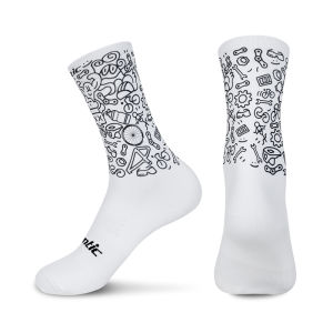 Santic ถุงเท้าขี่จักรยานสำหรับผู้ชายและผู้หญิงกลางน่องระบายอากาศกีฬากลางแจ้งวิ่งถุงเท้าบาสเกตบอล W3P139