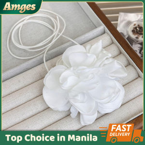 Women's Camellia Flower Necklace: An Elegant Adjustable Choker