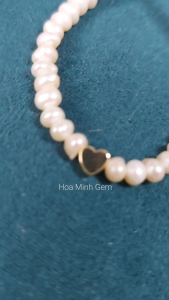 Chuỗi choker Ngọc Trai tự nhiên ngọc nuôi nước ngọt size 5.2 li phối charm trái tim vàng dài dây 34 cm thanh lịch | Hoa Minh Gem