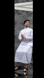 Jubah Pria Gamis Dewasa Terbaru Premium Mewah Bordir Jubah Putih Hitam Gamis Saudi Pria Muslim Turki