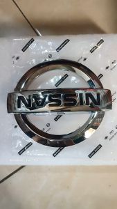 Emblem logo Grill depan Nissan Kode 7415A703