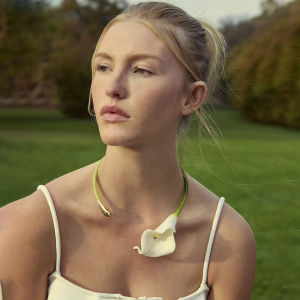 Elegant Green Metal Horse Foot Lotus Flower Necklace Womens Fashion Jewelry Sweet Style out Online Exclusive Item