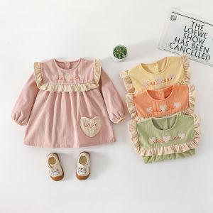 Princess Style Childrens Apron Waterproof Polyester Fiber Baby Coverall Outdoor Wear for Girls Meal Time Protector