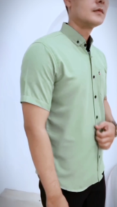 KEMEJA POLOS PRIA SLIMFIT LENGAN PENDEK COWOK HITS KEMEJA KEKINIAN CASUAL KANTORAN BAHAN KATUN ADEM