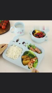 Kotak Bekal Anak Lunch Box Set Praktis Motif Kartun Lucu Tempat Makan Sekolah Wadah Makanan Set