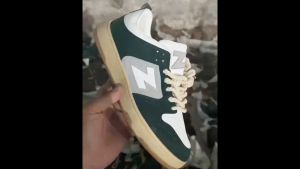 Sepatu Sneakers Pria Impor Gaya Kasual Olahraga Travelling Fashion Trendy - Sepatu Zeus