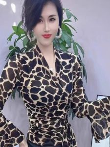 Romantic French Style Print Design Cross Tie Long Sleeve Short Top Womens Fashion Clearance Sale Lace Shirt Asymmetrical Hem V-neck