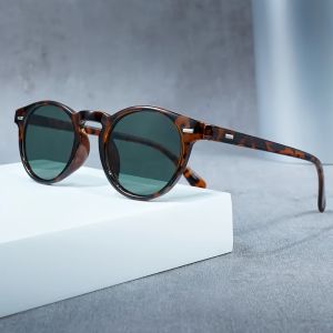 Ladies and Mens Fashion Glasses Retro Round Rice Nail Decorative Trendy Glasses Daily Commuter Dress Up Glasses