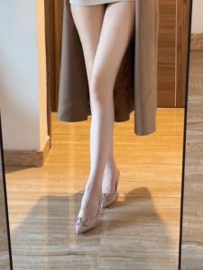 2024 ใหม่ภาษาฝรั่งเศส เรียบหรู สีนู้ด รองเท้าส้นสูง Mule ทันสมัย Workwear สําหรับผู้หญิง หนัง อัพเกรด Slip-On รอบหัวเข็มขัด ดีไซน์