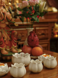 HENANSHENGZHONG | Buddha Worship Lotus Ceramic Buddhist Altar Set