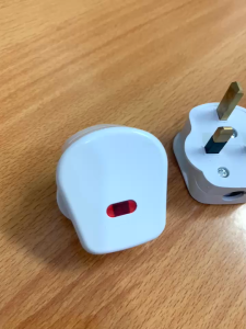 Steker AC Colokan Kaki 3 Pin Kaki Kuningan Murah SNI 13A 250V Merk TORCH