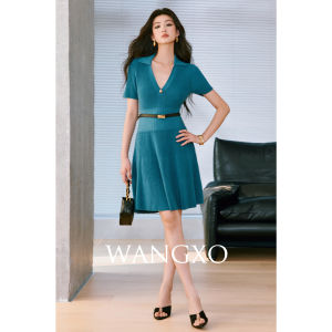 Đầm Gai Băng Hemp Elegance V-Neck Dài 14-Gauge