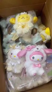 Sanrio | 2026 New Kuromi Fox Island Series Vinyl Plush Blind Box Cute Cartoon Hello Kitty Kuromi Pendants Girl Bag Ornament Toy Gifts