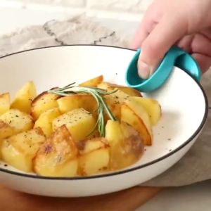 1 PCS Microwave Oven Mitts Kitchen Convenient Insulated Glove Finger Protect Wise Cook Tool Anti-hot Clip
