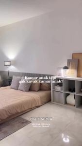 PIRA KIDS - WOODY BL81 Lemari Pakaian Anak 2 Pintu dengan Gantungan