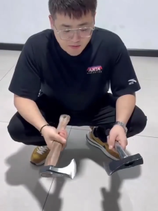 ขวานนีมันน์ ขวาน เหล็กเส้นหนา ตัดกระดูกวัวและแยกฟืน คม ทนทาน พกพา ตั้งแคมป์ ขนาด 13.7 นิ้ว