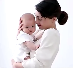 ชุดโต๊ะอาบน้ำเด็ก  อ่างอาบน้ำเด็ก 3 in 1  ยืนอาบสะดวก และเบาะเปลี่ยนผ้าอ้อม และเบาะเปลี่ยนผ้าอ้อม