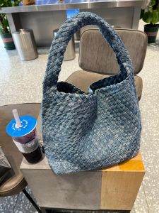 Handwoven Tie-Dye Denim Bucket Bag Tote Bag Single Shoulder Retro Design Handbag for Women Casual Magnetic Buckle Closure