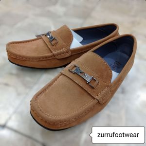SEPATU PRIA CASUAL TERBARU/TERLARIS
