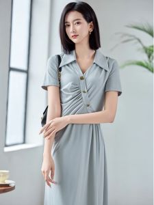 WANGGONGZHU | ชุดเดรสสั้นแขนสั้นสไตล์ฝรั่งเศสสำหรับผู้หญิงในช่วงฤดูร้อนปี 2025 ดีไซน์ใหม่ คอโปโล กระโปรงทรงเอ ผ้าฝ้ายโพลีเอสเตอร์ 90% ยางยืด 10%