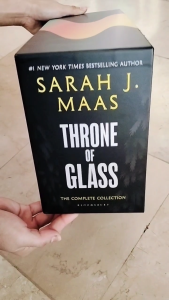 Throne of Glass Book Series by Sarah J. Maas