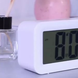 Smart Jam Meja LCD Digital Table Clock Alarm Weker Hari Tanggal Bulan Temperatur Waker LED
