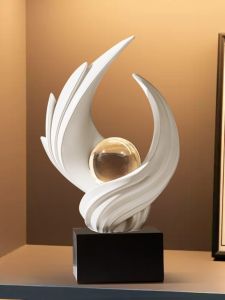 Elegant Artistic Living Room Decorative Item Luxury TV Cabinet Wine Bar Resin Craft Creative Home Decoration Accessories