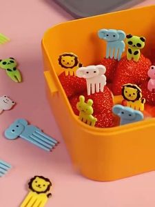 SK-C1182 Garpu Bento Isi 10pcs Tusukan Bento Buah Kue Karakter Animal Dekorasi Bekal Food Pick Lucu