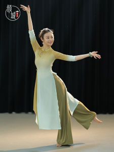 ชุดกี่เพ้าจีนใหม่สไตล์วันพีซสำหรับผู้หญิง ชุดกี่เพ้าจีนผสมผสานแบบปรับปรุงใหม่พร้อมชุดคลุมกางเกงขายาวสำหรับใส่ไปทำงานในฤดูใบไม้ผลิ