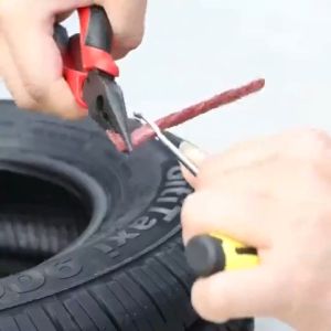 Car & Motorcycle Tubeless Tire Repair Tool Kit: Bicycle Accessories For Emergency Tyre Fastening