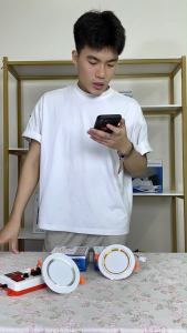 Đèn âm trần liền khối 5w lỗ khoét phi 60-76(Downlight)