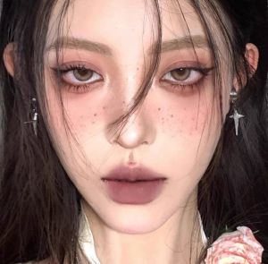 ต่างหูรูปดาวแบบทันสมัยสำหรับคู่รัก ไม่ต้องเจาะหู ปะการังสีทอง ทรงครอส เครื่องประดับแฟชั่นสำหรับผู้ชายและผู้หญิง