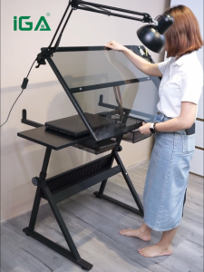 Bàn vẽ kỹ thuật mặt kính cường lực tuỳ chỉnh góc nghiêng kèm đèn kẹp đầy đủ công năng - GN87