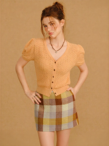 BANANA CICI | Áo Cardigan Knit Cổ V Tay Phồng Cảm Giác Nhẹ Vintage