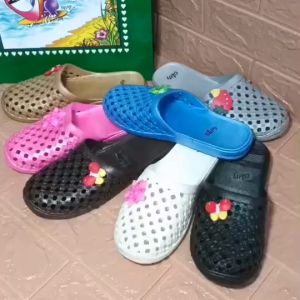 รองเท้ายางเปิดส้นผู้หญิง สีเข้ม สีหวาน - รองเท้ายางสีเข้ม สีหวาน เปิดส้นผู้หญิง