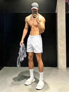 White Quick-Drying Breathable Sport Shorts 4 Quarter